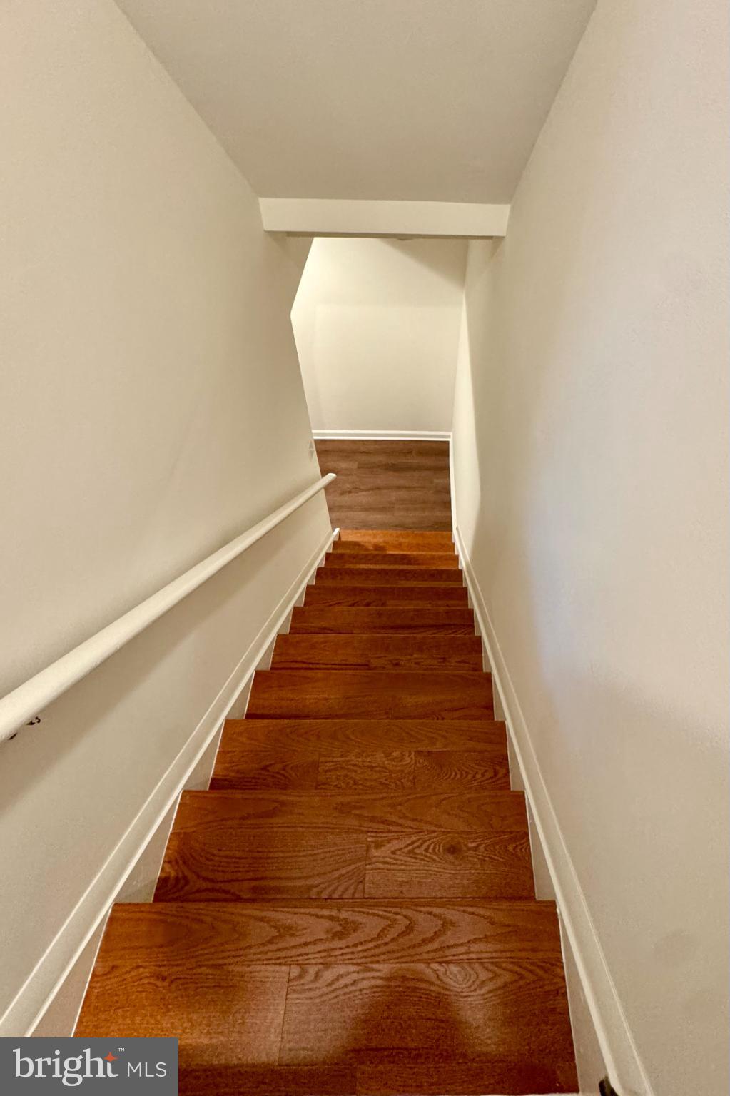 6291 KERRYDALE DRIVE