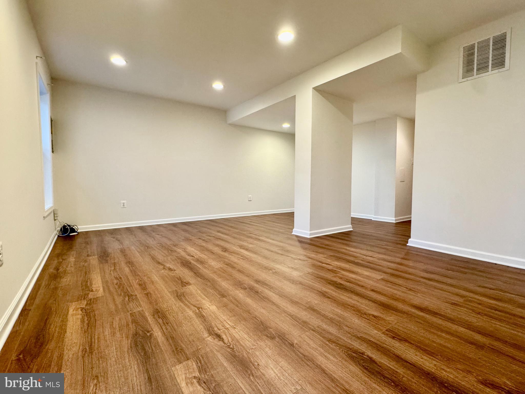 6291 KERRYDALE DRIVE