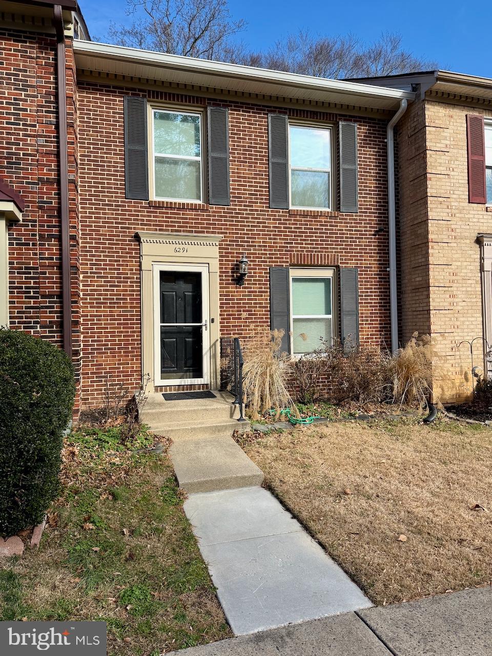 6291 KERRYDALE DRIVE