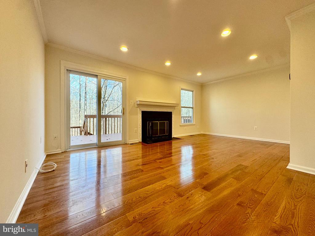 6291 KERRYDALE DRIVE