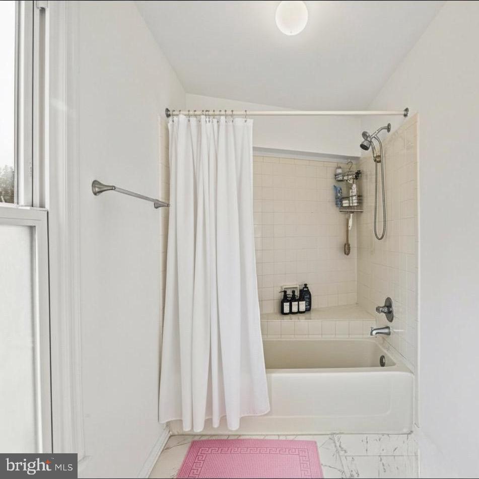 1704 QUIETREE DRIVE