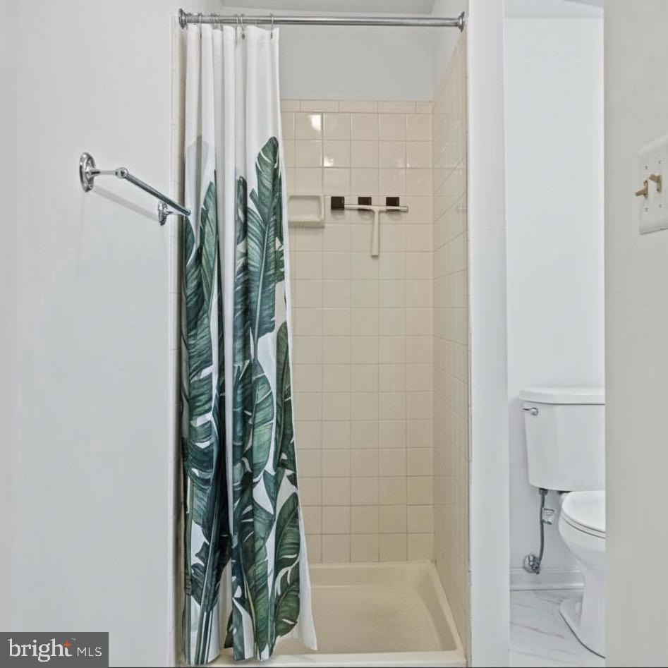 1704 QUIETREE DRIVE