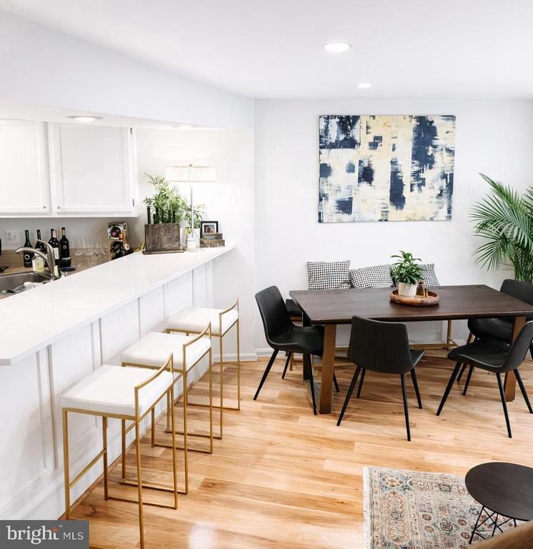 1704 QUIETREE DRIVE