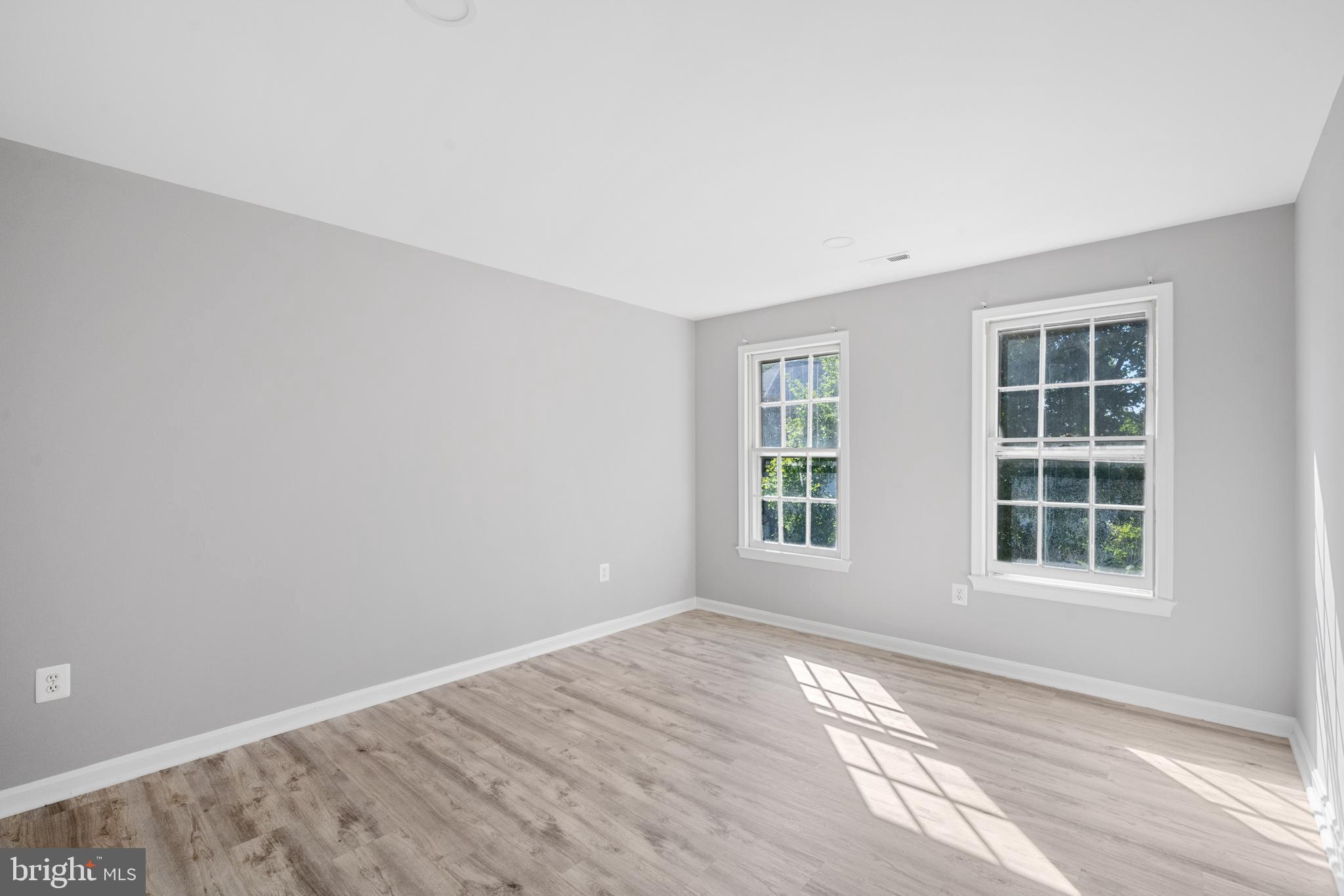 14216 HARTWOOD COURT