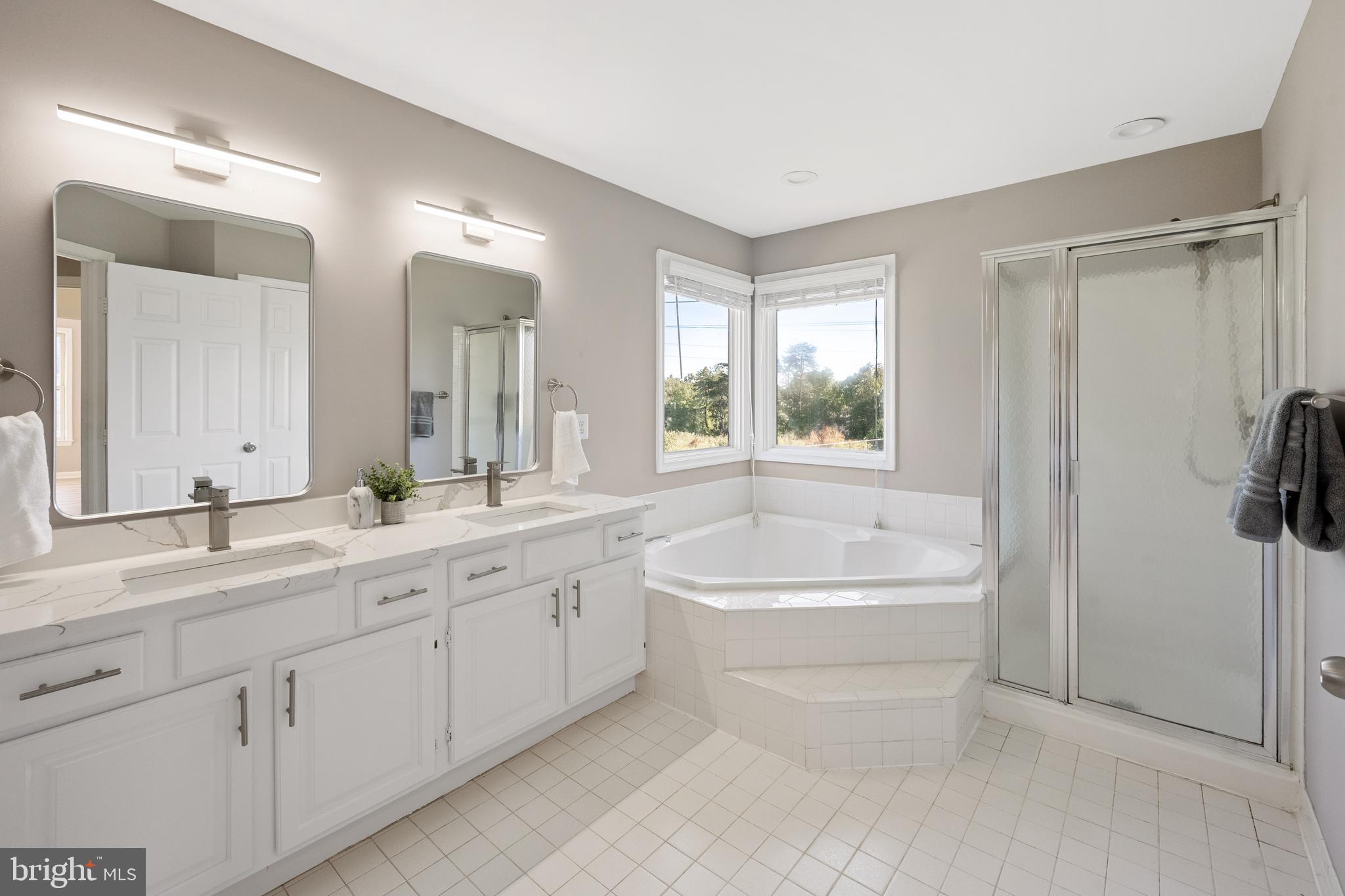 14216 HARTWOOD COURT