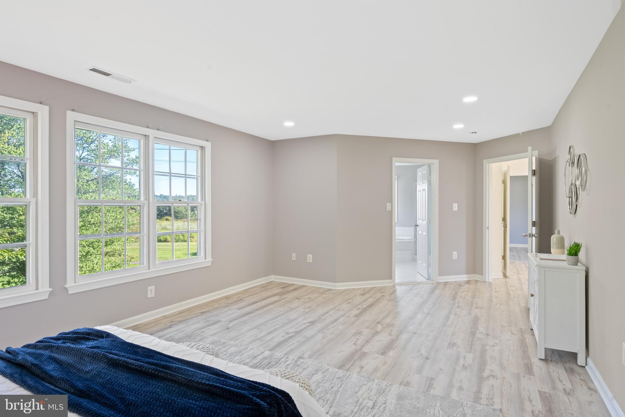 14216 HARTWOOD COURT