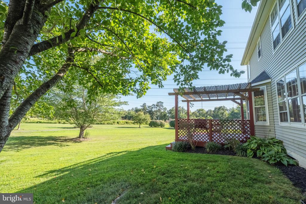 14216 HARTWOOD COURT