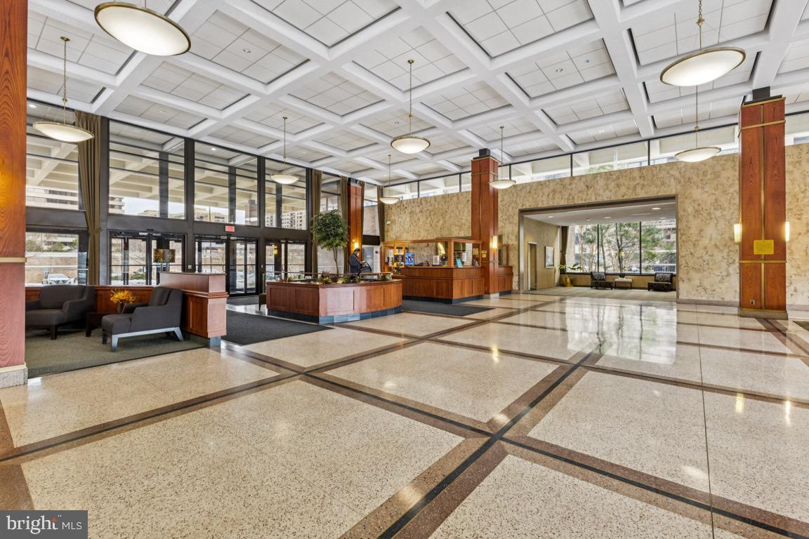 5505 SEMINARY ROAD 1810N