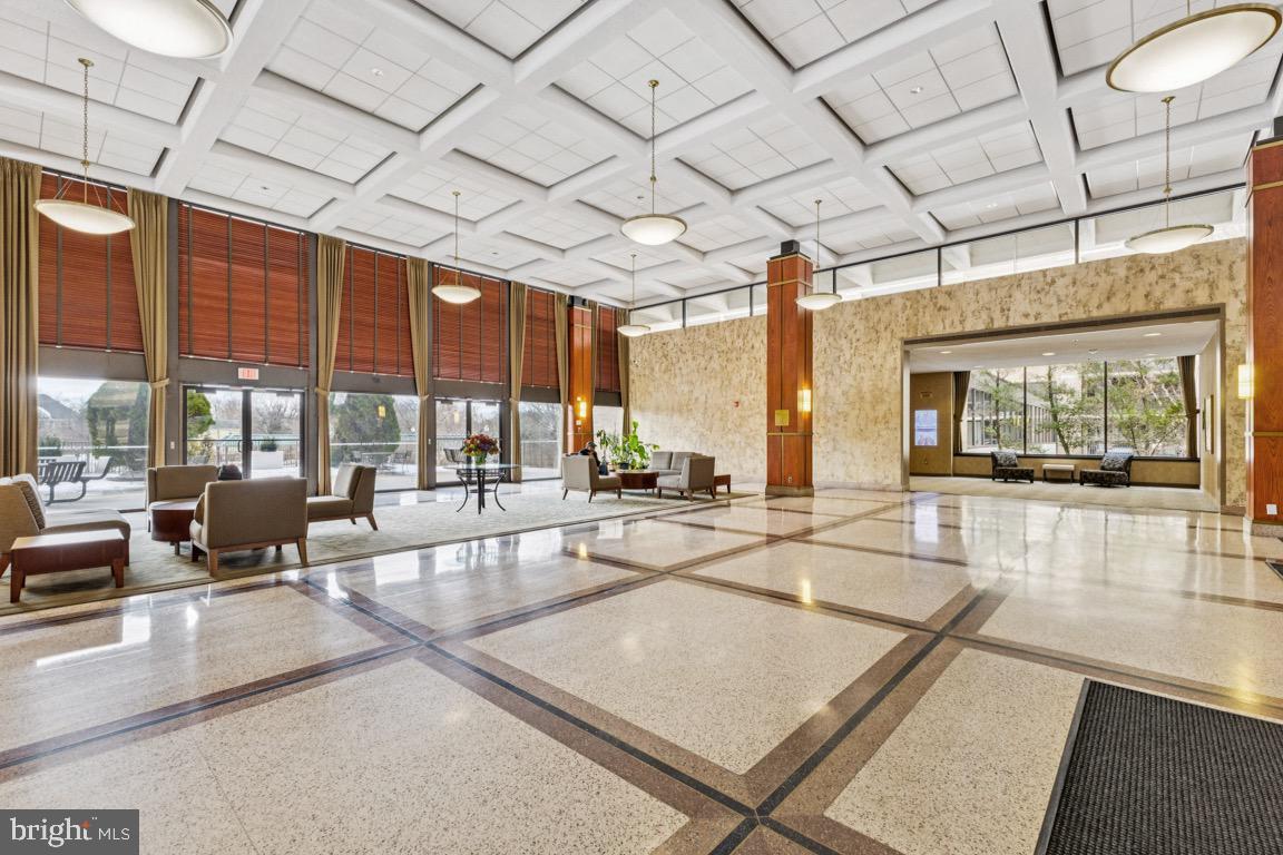 5505 SEMINARY ROAD 1810N