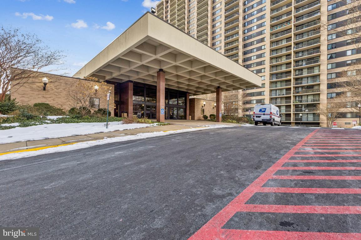 5505 SEMINARY ROAD 1810N