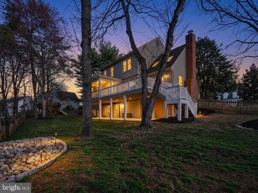 9115 NORTHEDGE DRIVE