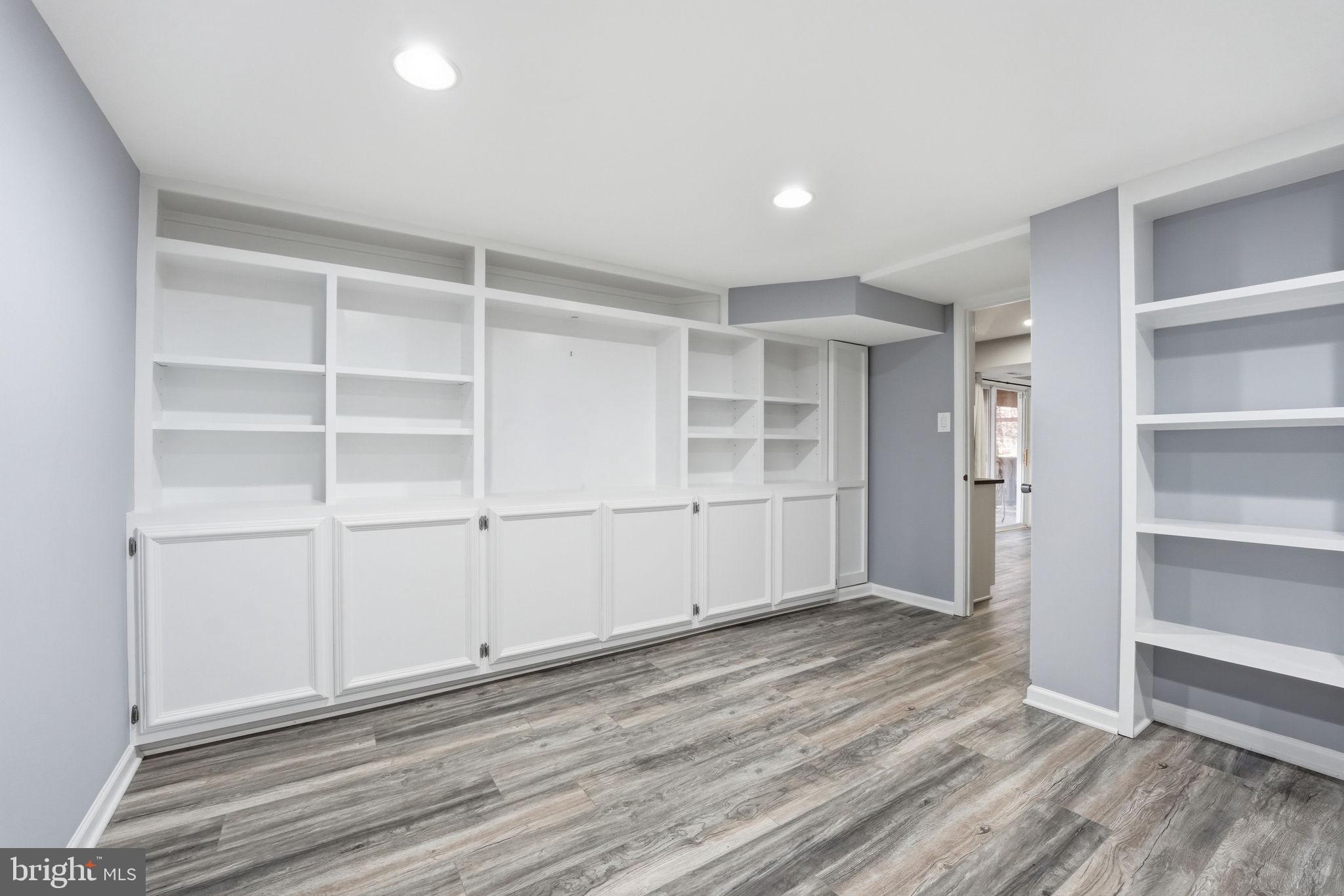 9115 NORTHEDGE DRIVE