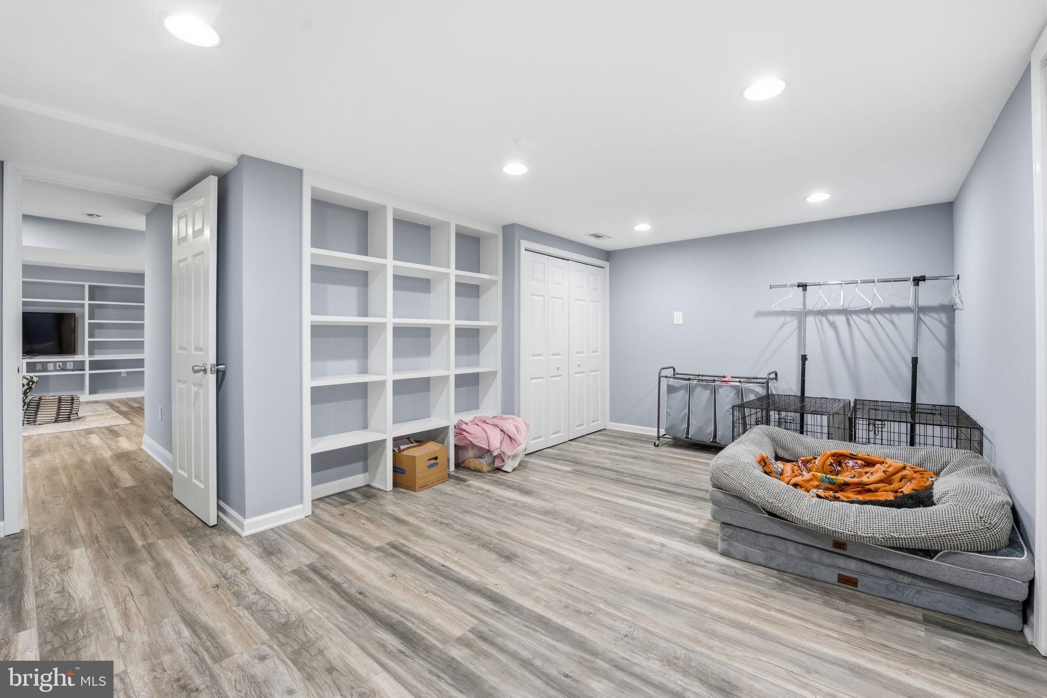 9115 NORTHEDGE DRIVE