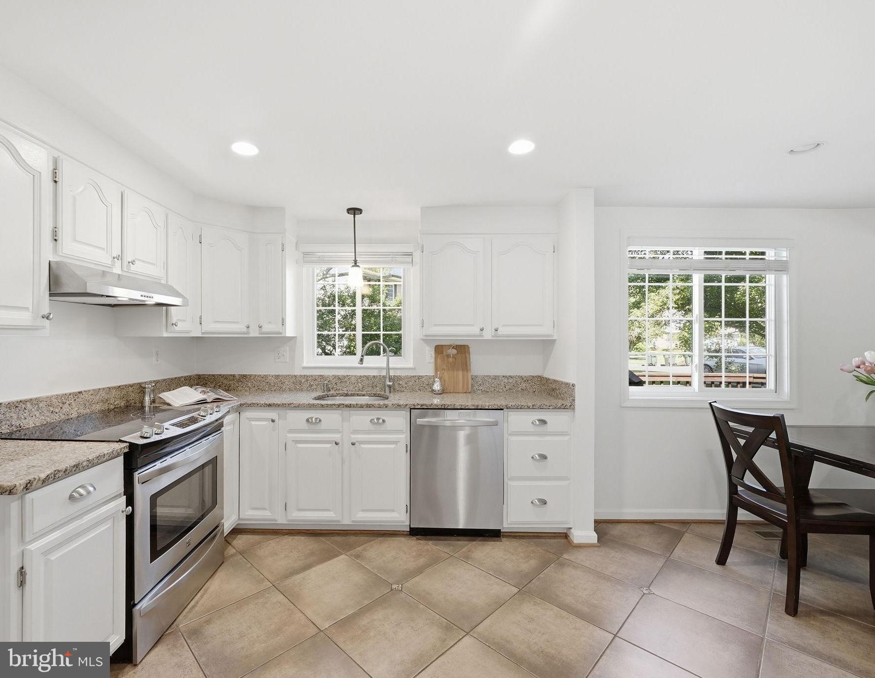 6816 ROCK CREEK COURT