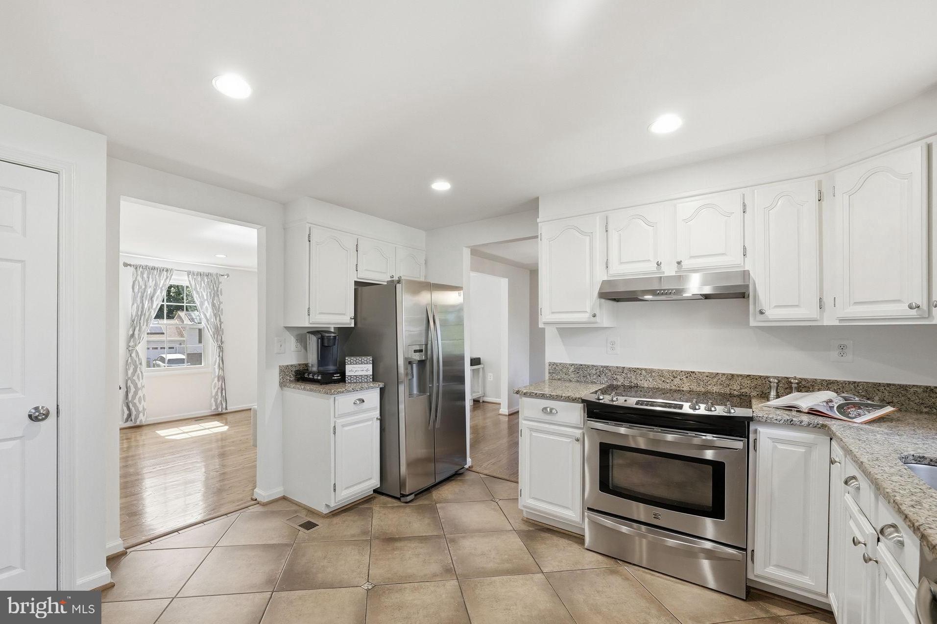6816 ROCK CREEK COURT