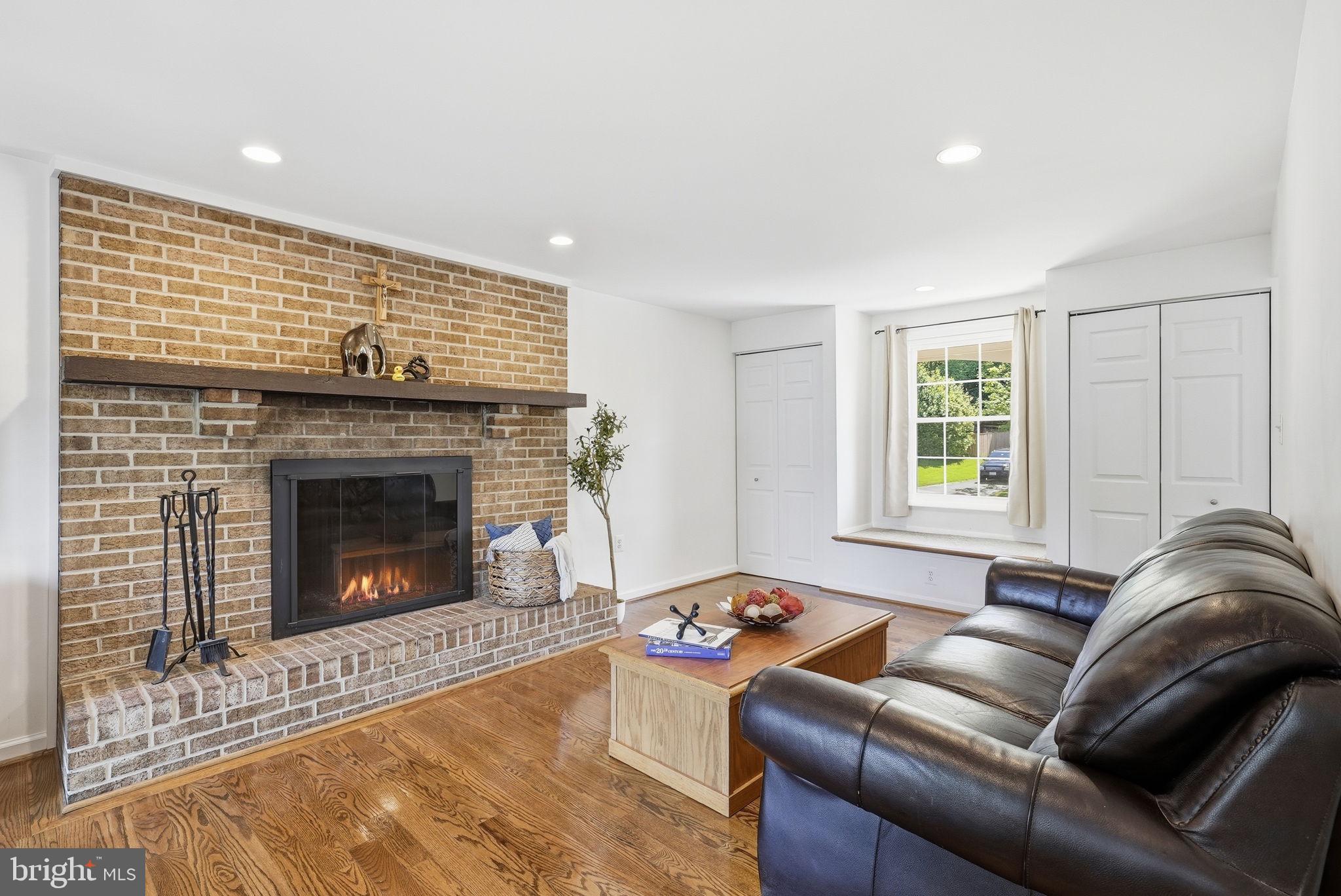 6816 ROCK CREEK COURT