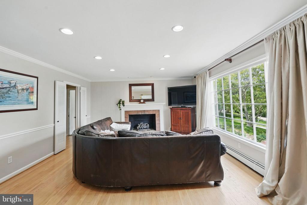 6622 SKYLINE COURT