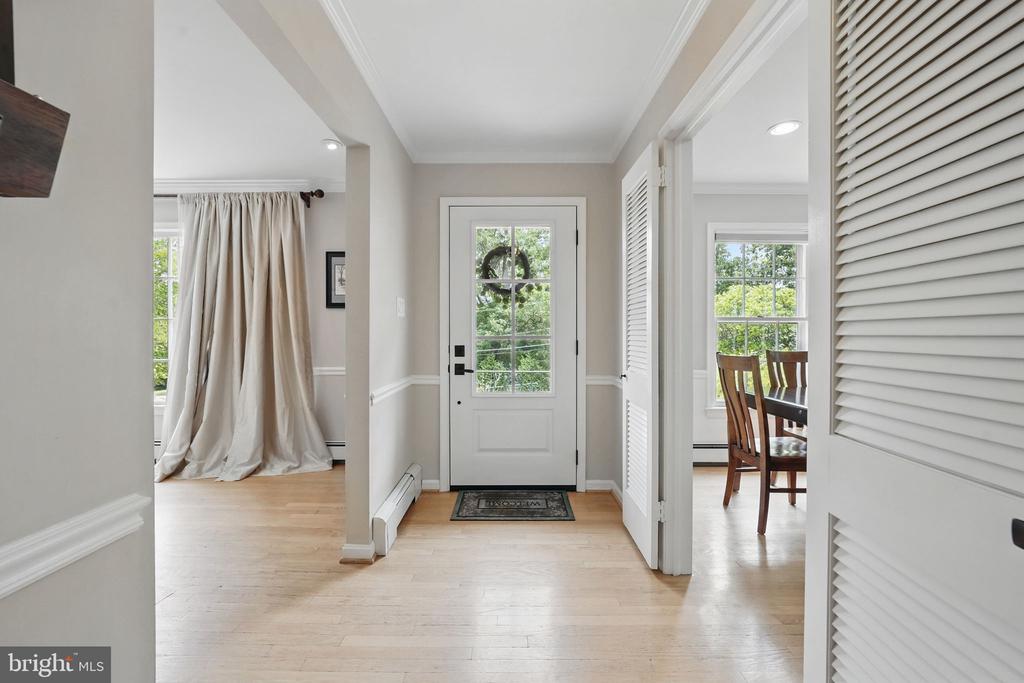 6622 SKYLINE COURT