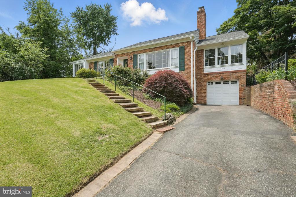 6622 SKYLINE COURT