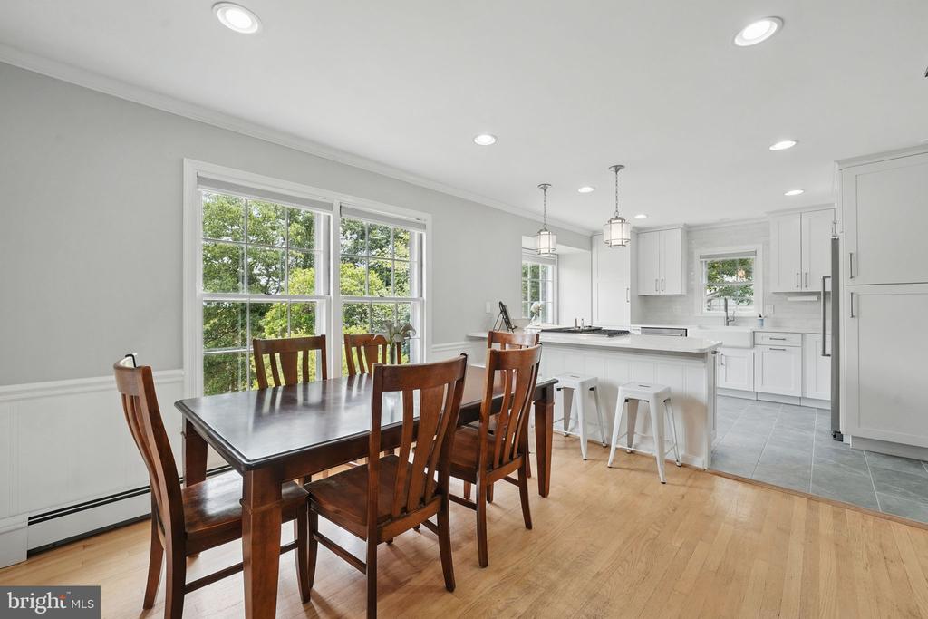 6622 SKYLINE COURT