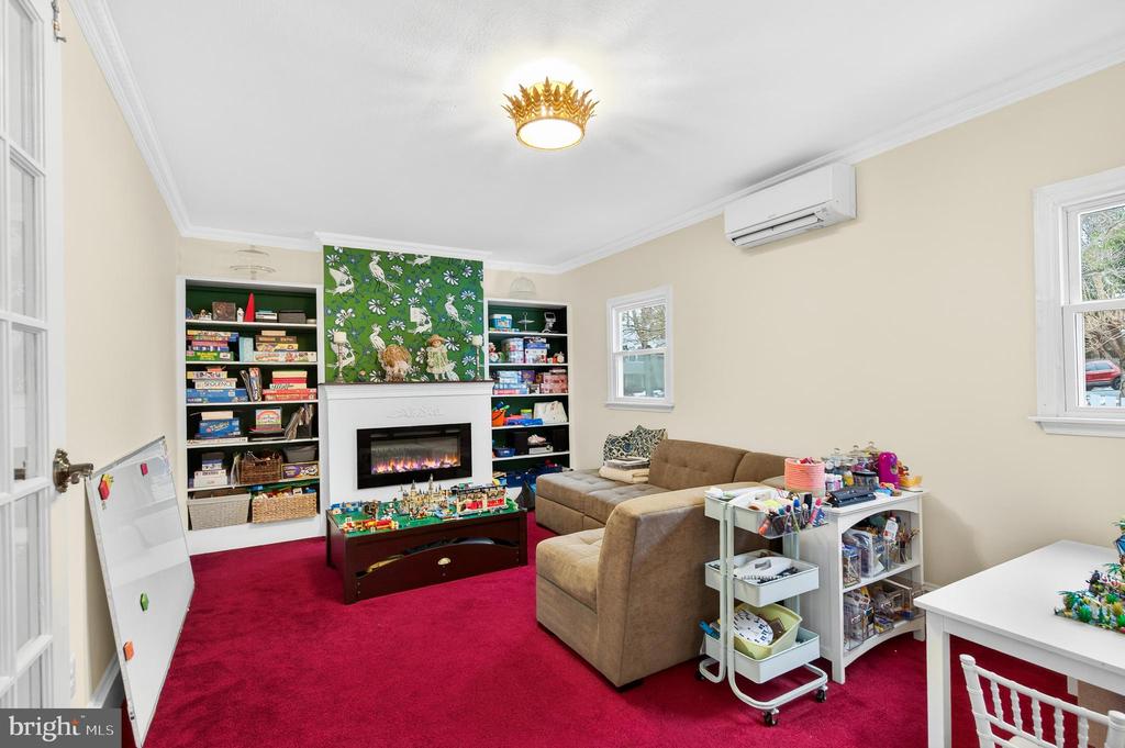 9604 GLENARM COURT
