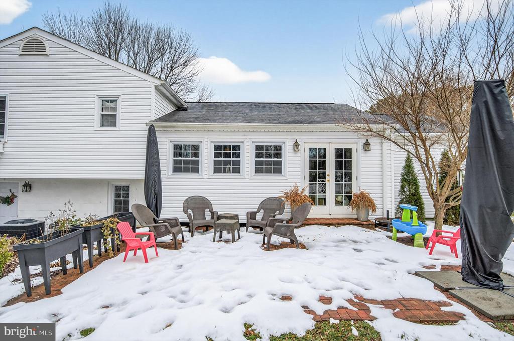 9604 GLENARM COURT