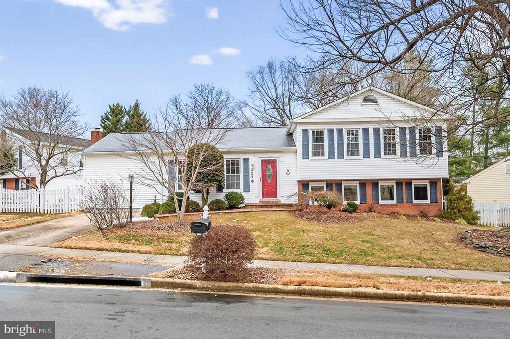 9604 GLENARM COURT