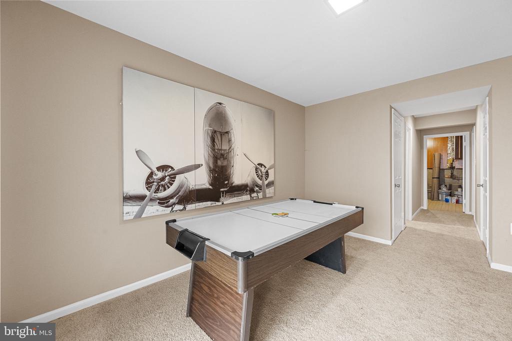 3711 FOXFIELD LANE