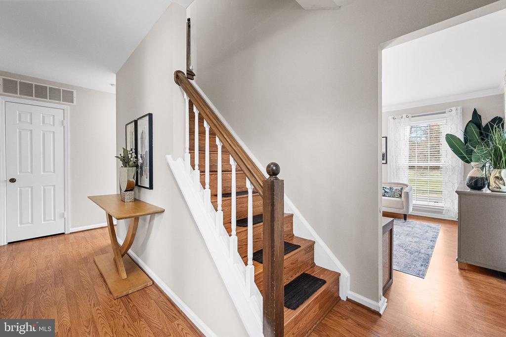 3711 FOXFIELD LANE