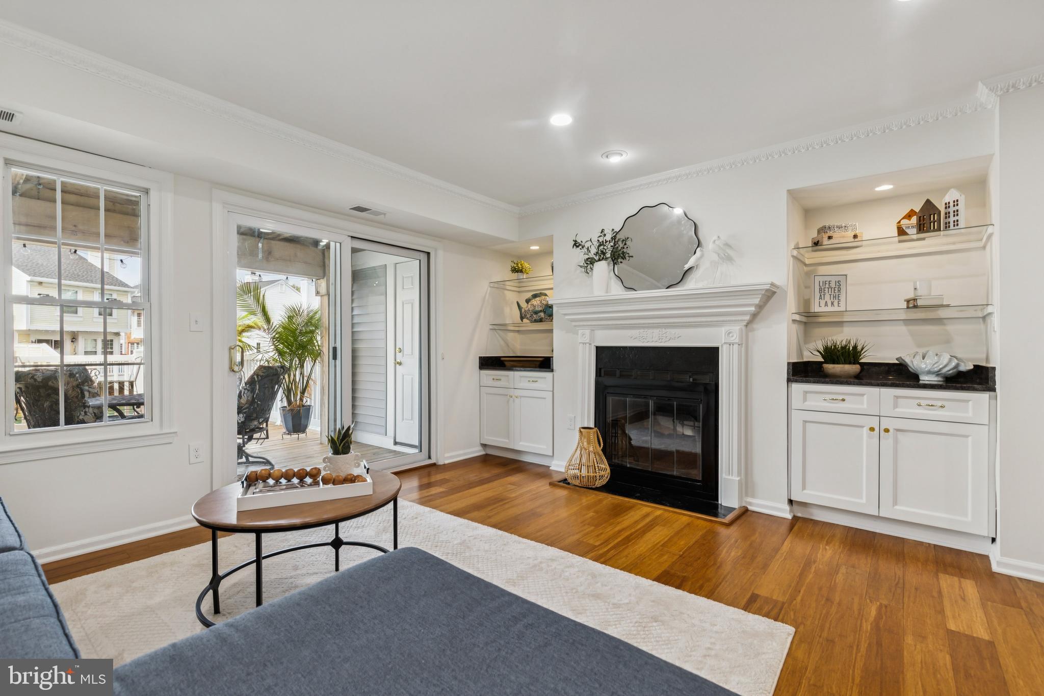 3353 LAKESIDE VIEW DRIVE 8-3