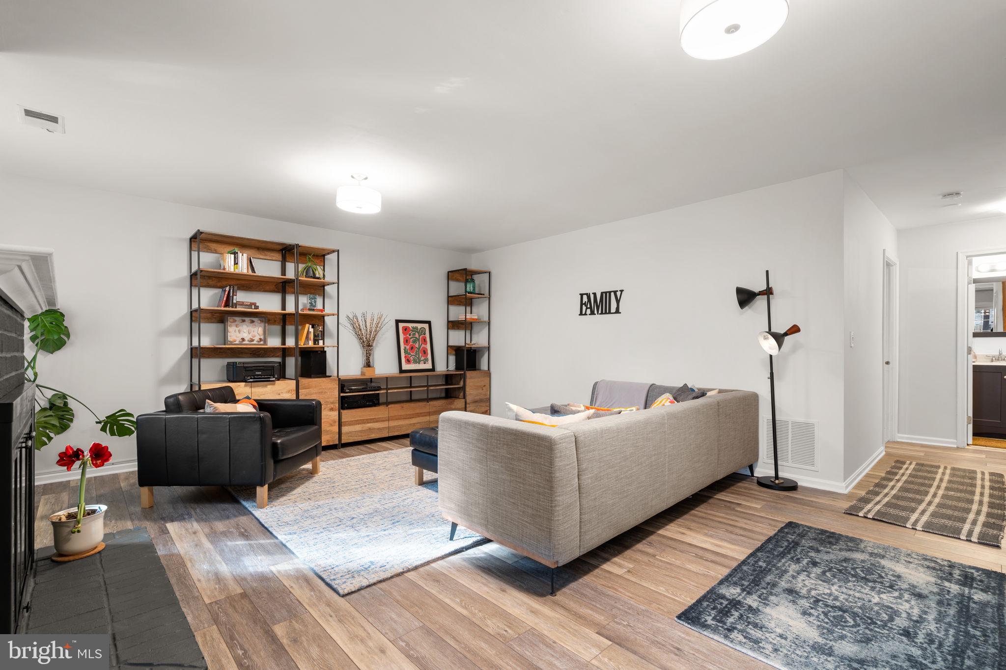 11713 STILLBROOK COURT