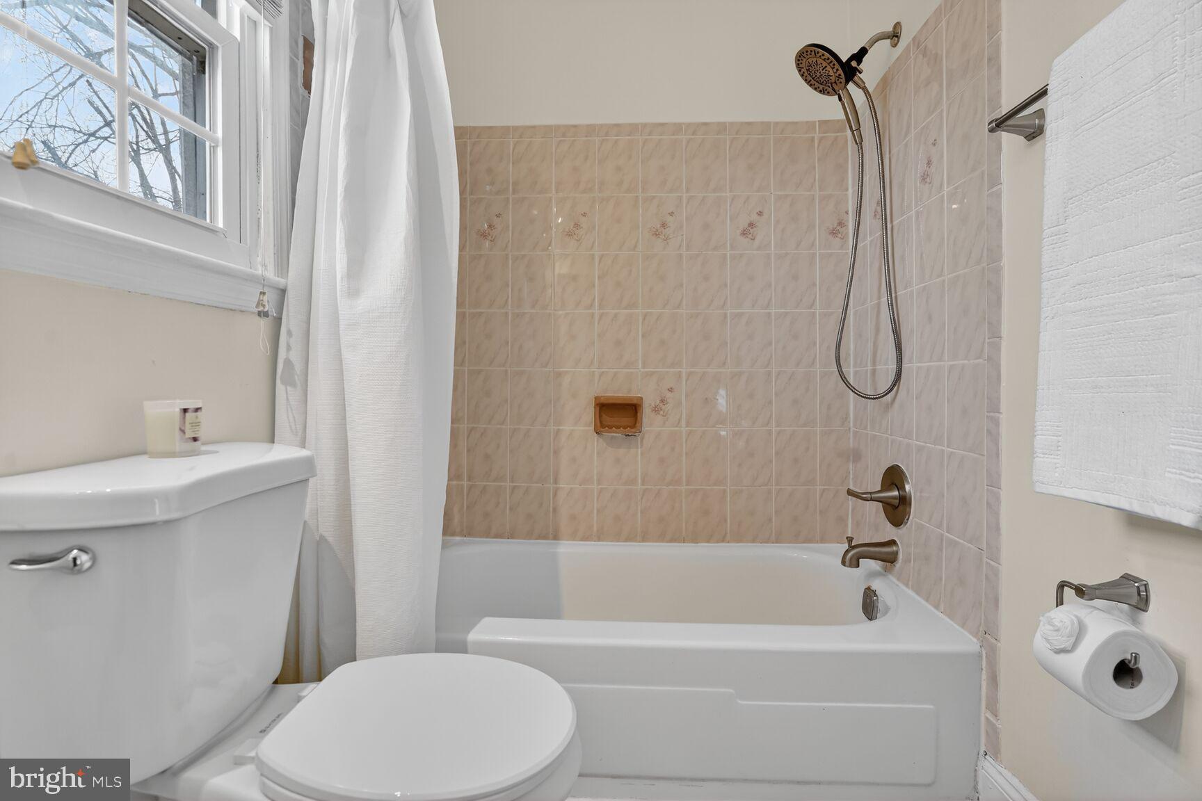 6015 TICONDEROGA COURT