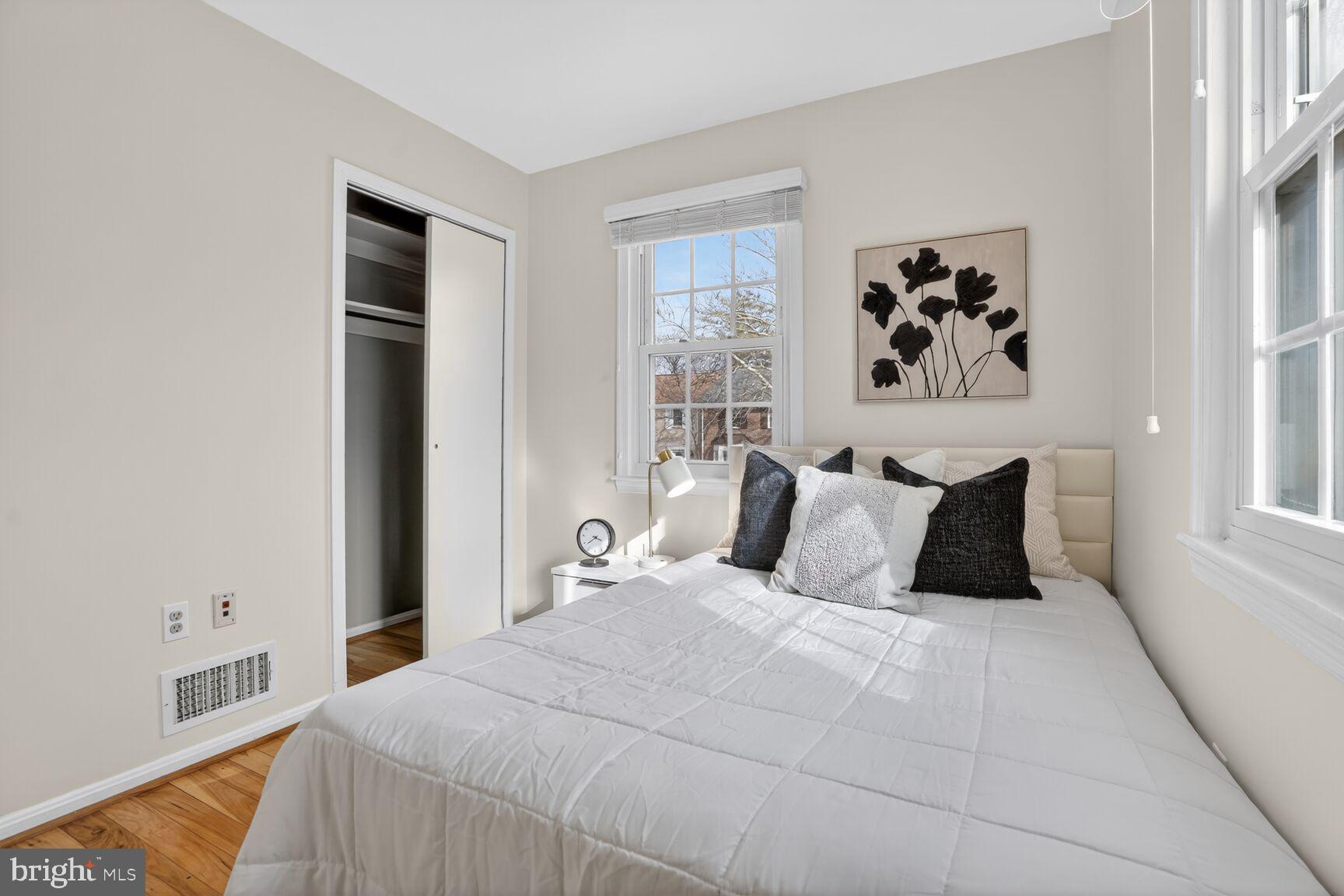 6015 TICONDEROGA COURT