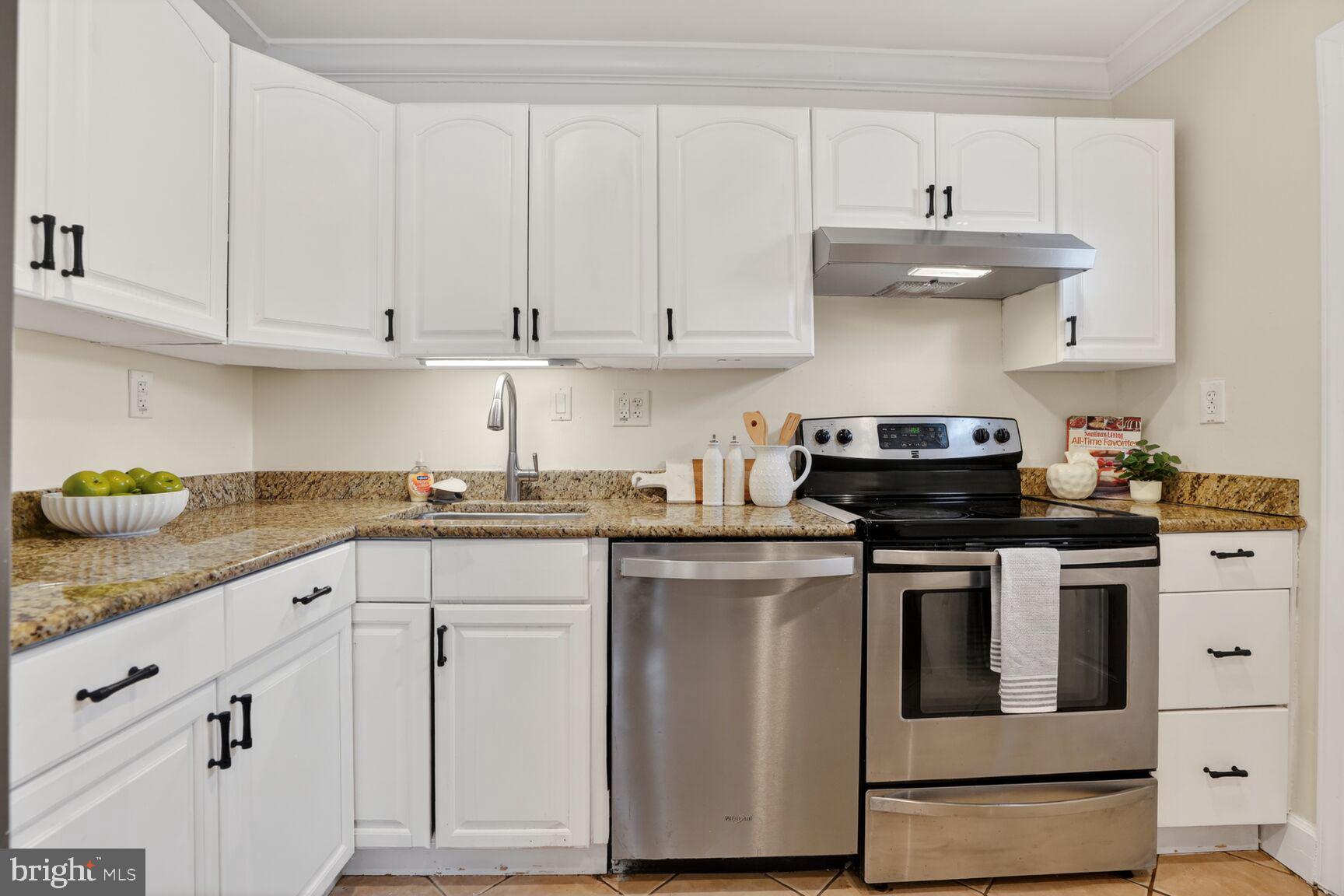 6015 TICONDEROGA COURT