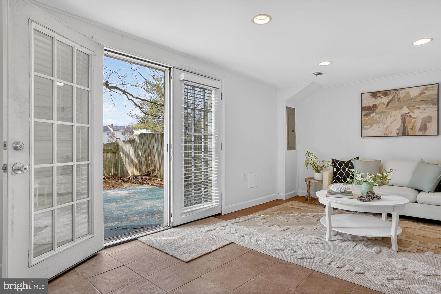 6015 TICONDEROGA COURT