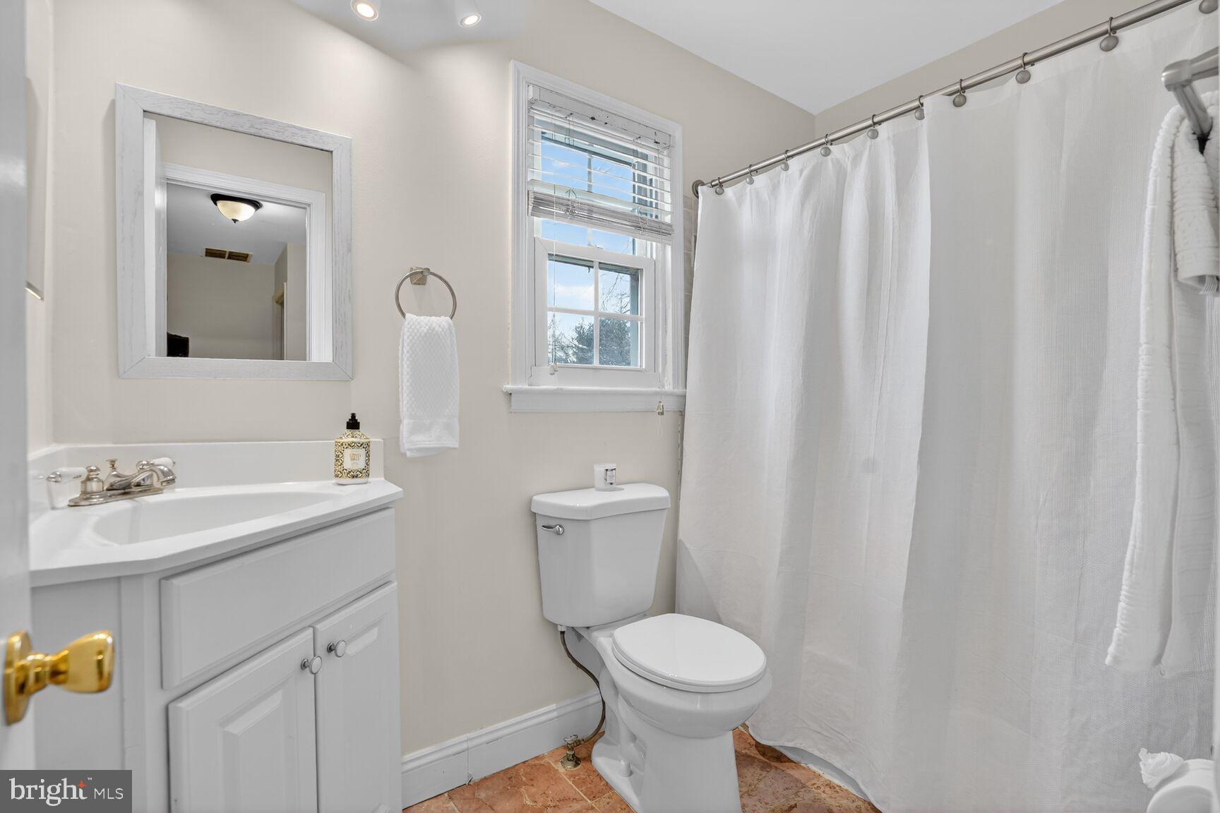 6015 TICONDEROGA COURT