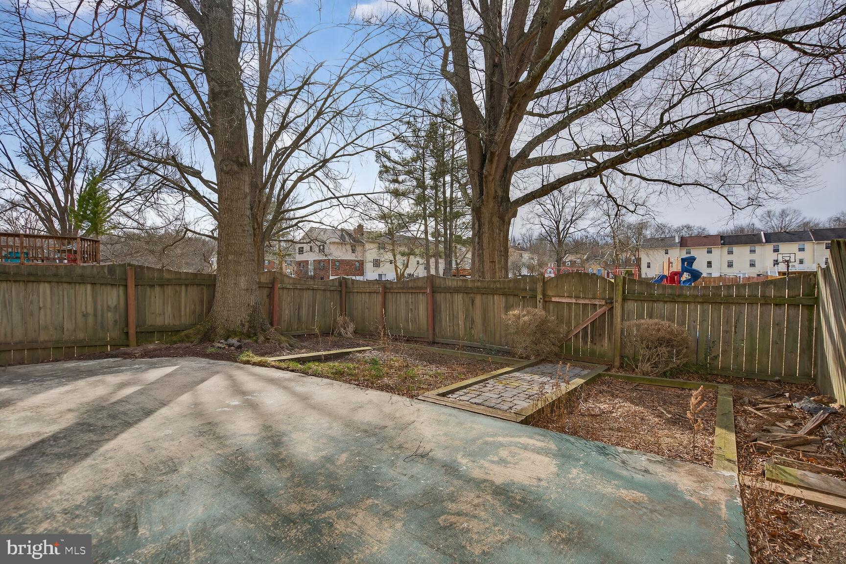 6015 TICONDEROGA COURT