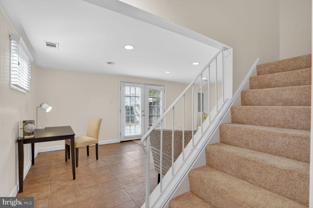 6015 TICONDEROGA COURT