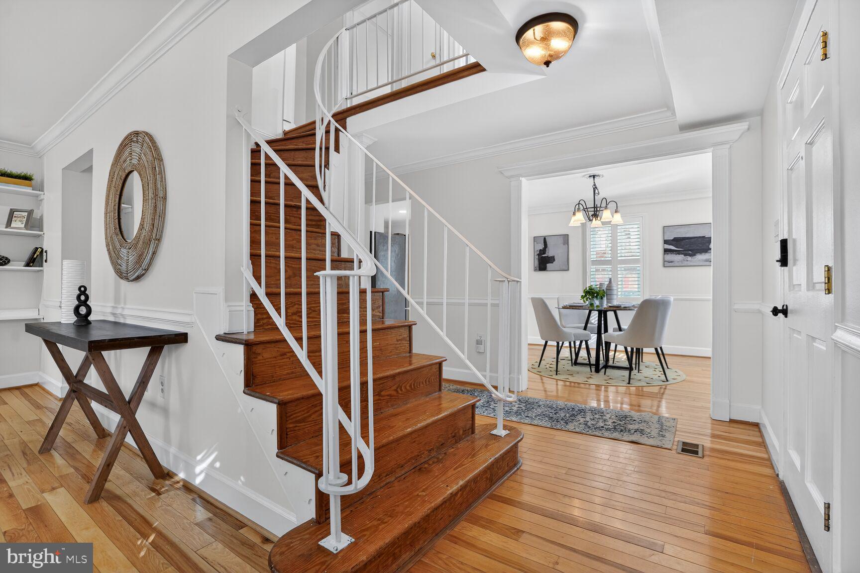 6015 TICONDEROGA COURT