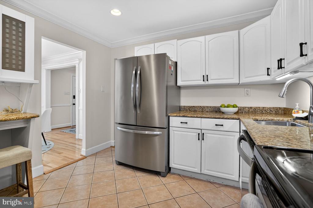 6015 TICONDEROGA COURT