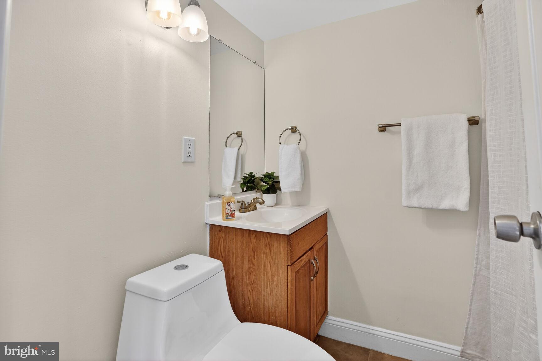 6015 TICONDEROGA COURT