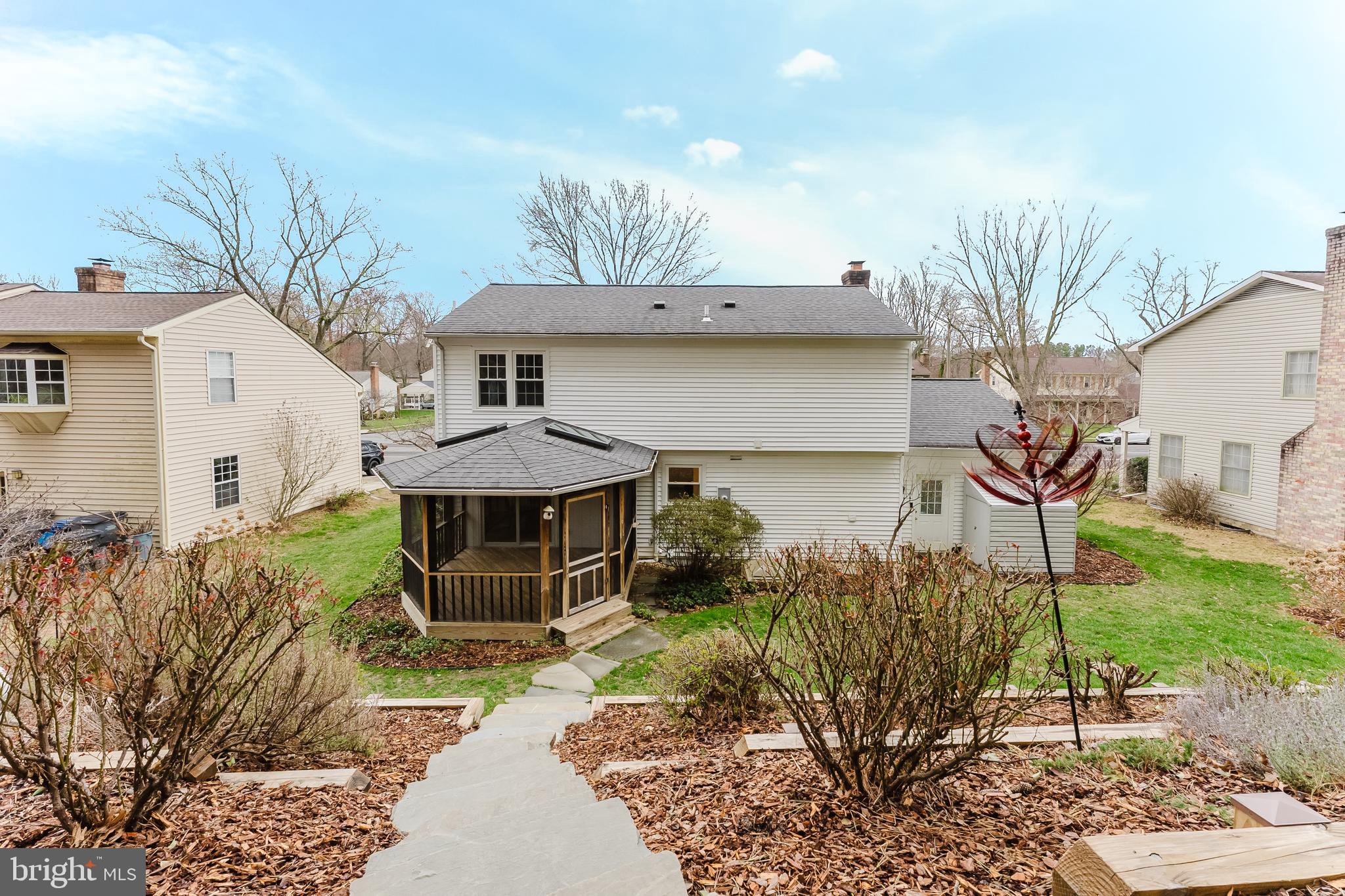 9010 LAKE BRADDOCK DRIVE
