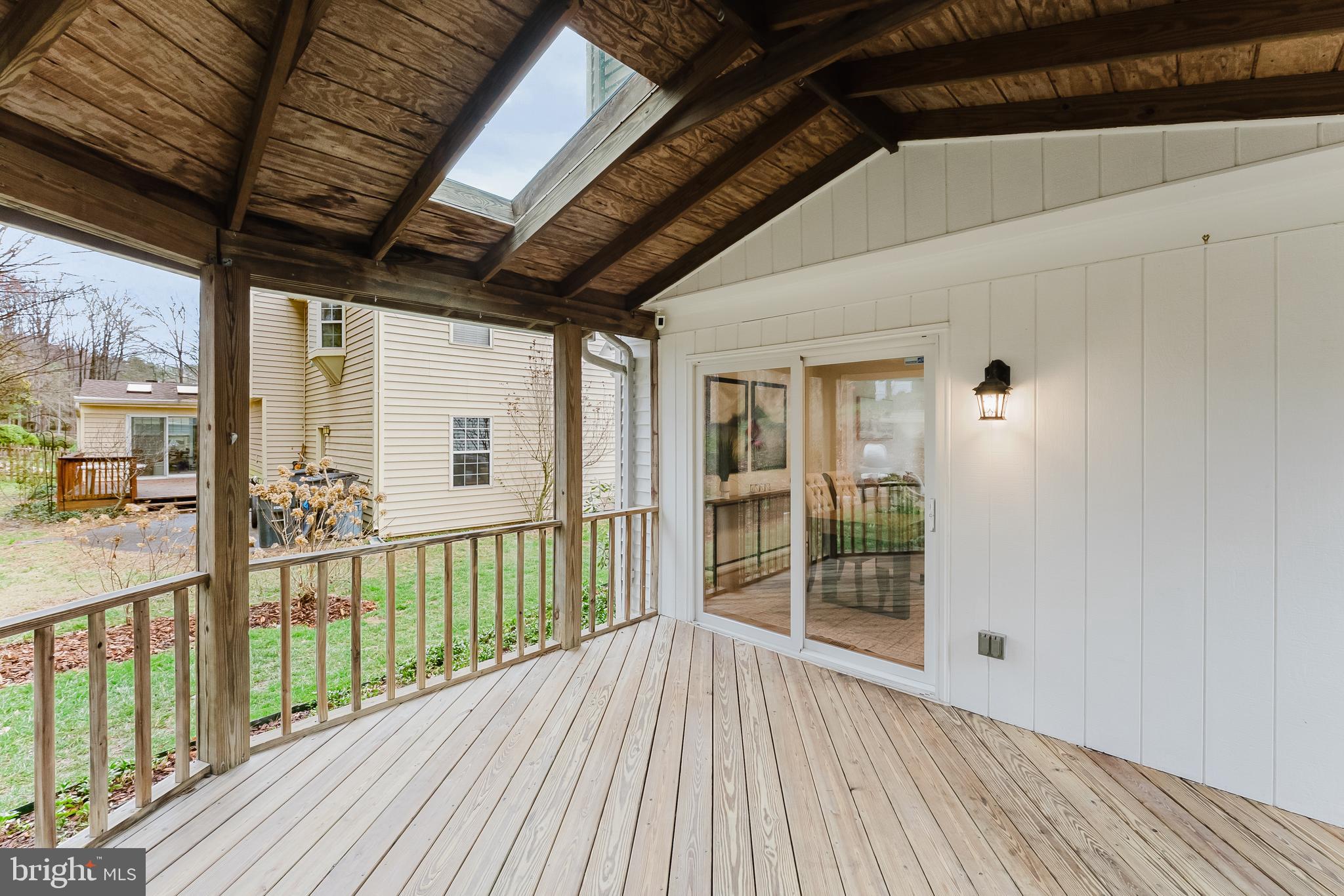 9010 LAKE BRADDOCK DRIVE