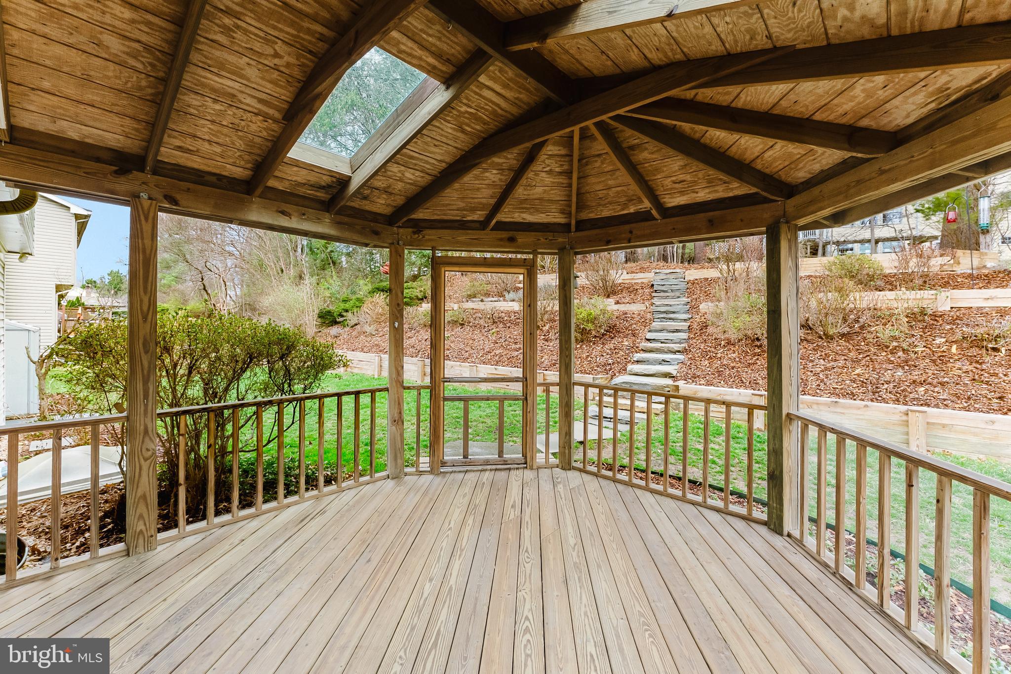 9010 LAKE BRADDOCK DRIVE