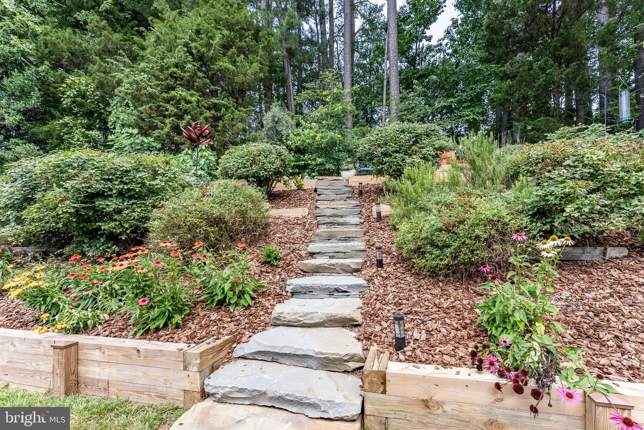9010 LAKE BRADDOCK DRIVE
