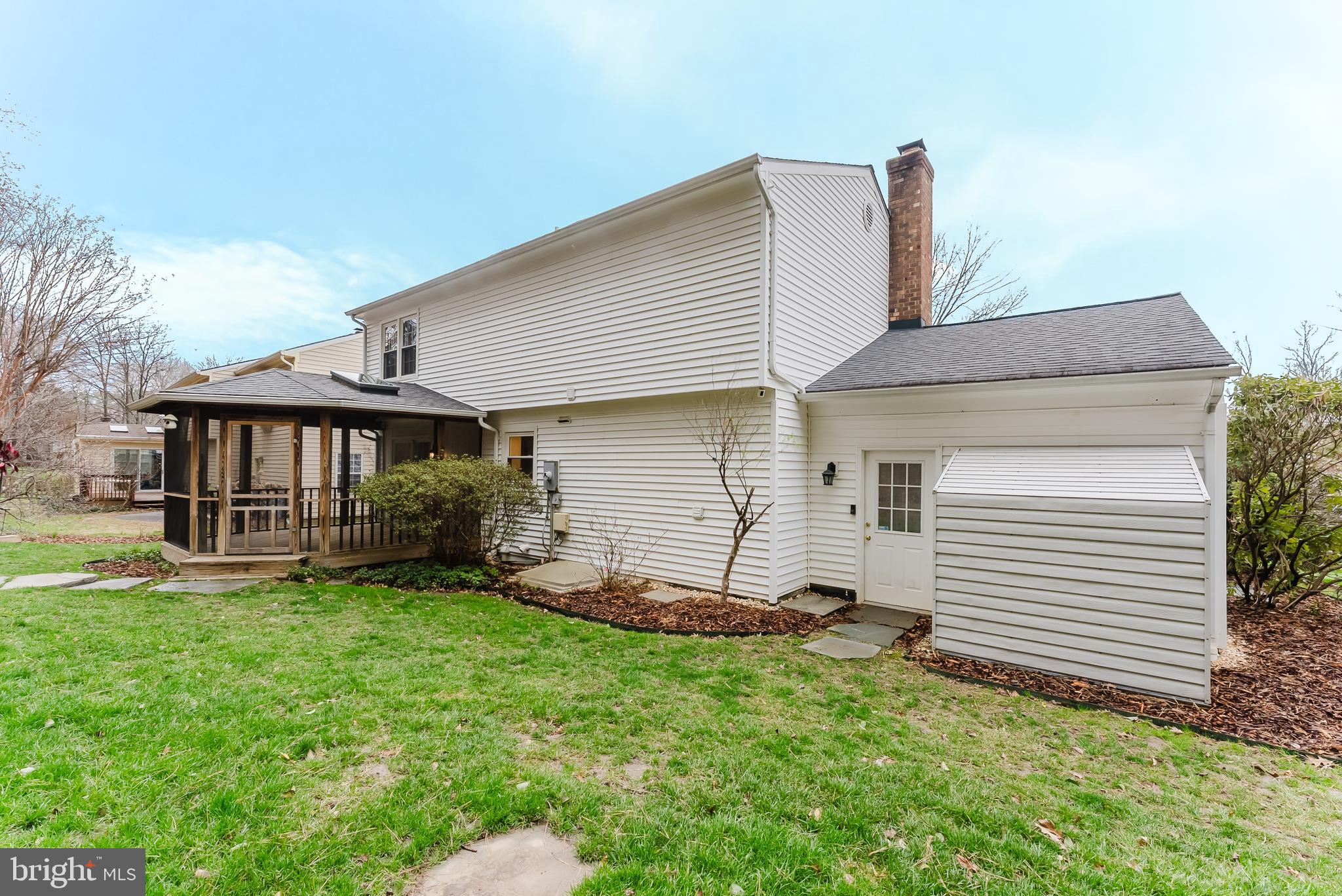 9010 LAKE BRADDOCK DRIVE