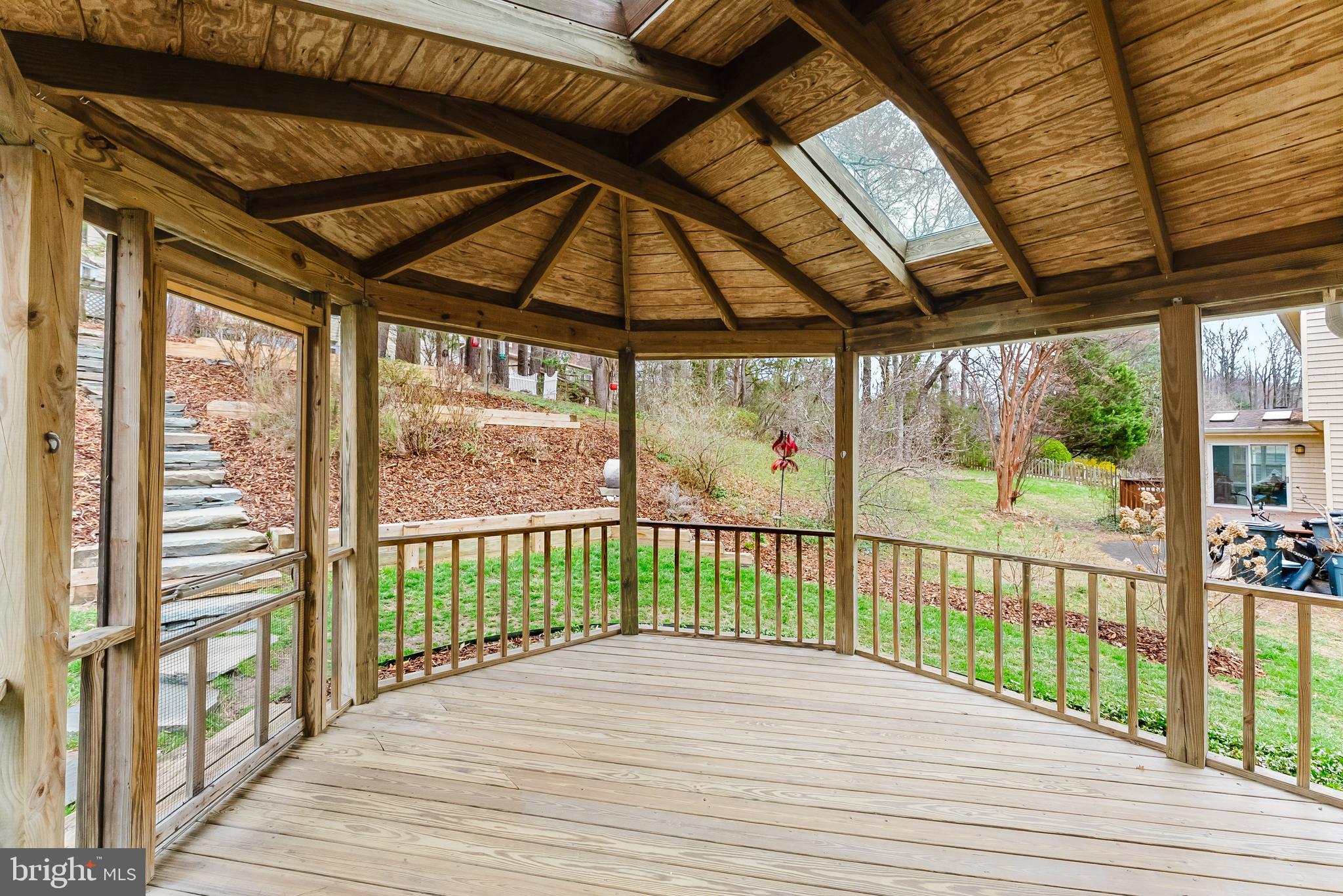 9010 LAKE BRADDOCK DRIVE
