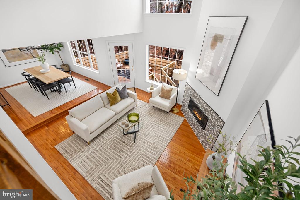 1509 DEER POINT WAY