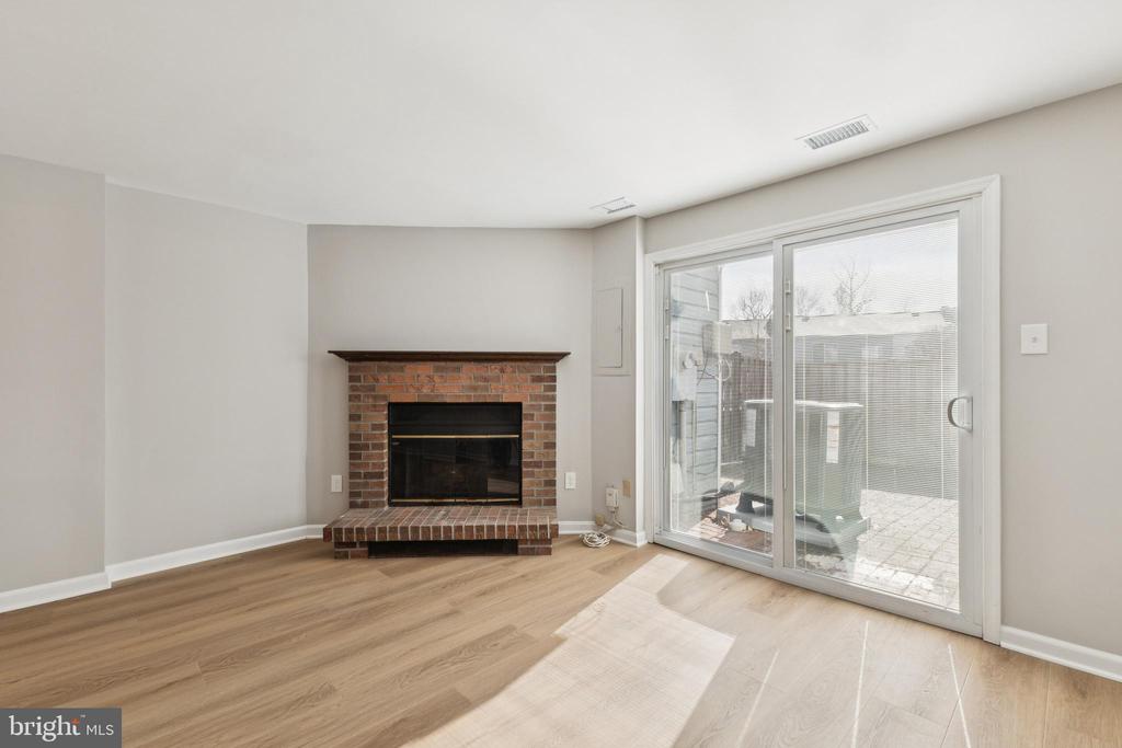 8545 BLUE ROCK LANE