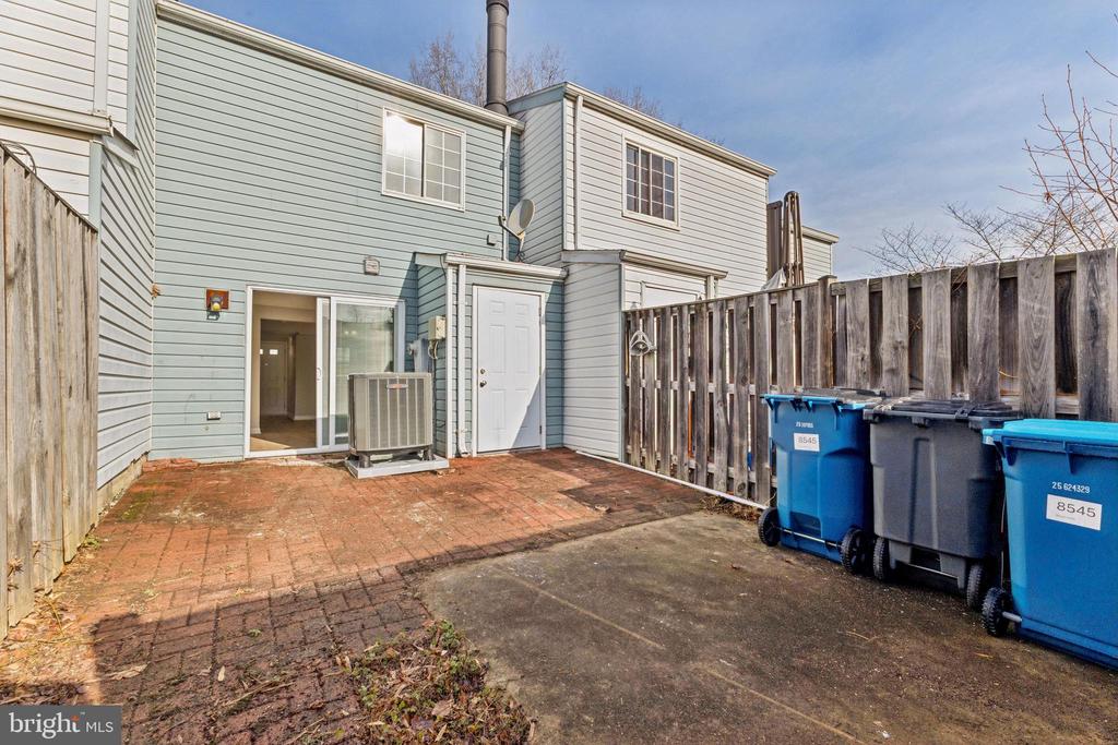 8545 BLUE ROCK LANE